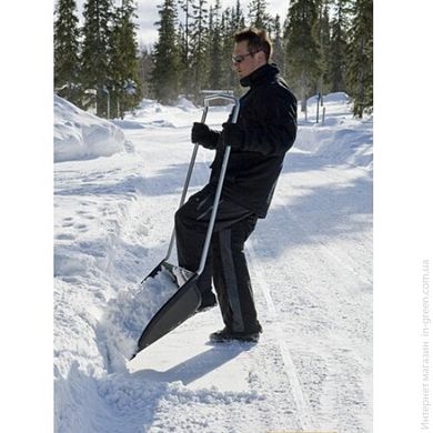 Скрепер-волокушка для уборки снега FISKARS (143021)