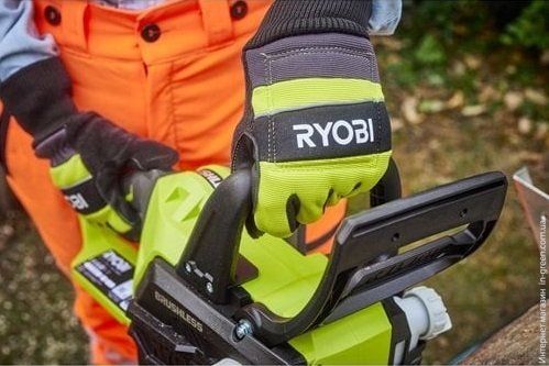 Перчатки для работы с цепной пилой RYOBI RAC258L, влагозащита, р. L