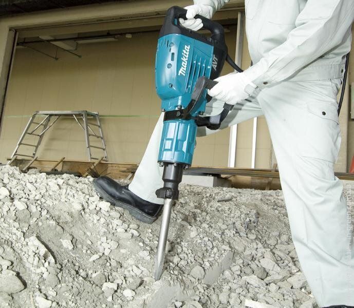 Отбойный молоток MAKITA HM1317C