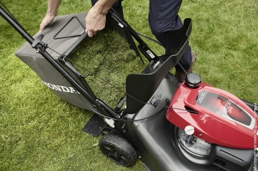 Газонокосарка бензинова Honda HRN 536 C1