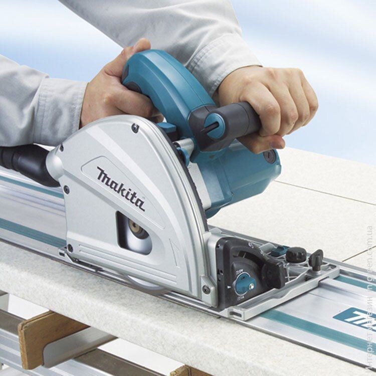 Пила дискова по дереву MAKITA SP6000