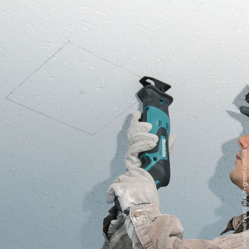Пила сабельная MAKITA JR100DZ