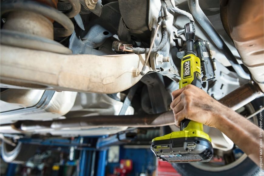 Трещотка аккумуляторная RYOBI RRW1838X-0 ONE+ (без АКБ и ЗУ)