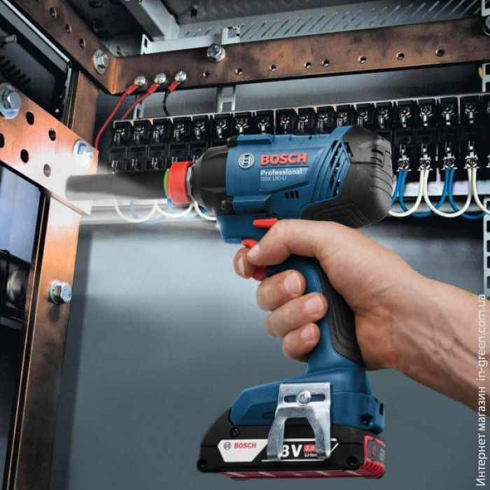 Аккумуляторный ударный гайковерт Bosch GDX 180-Li (06019G5223)
