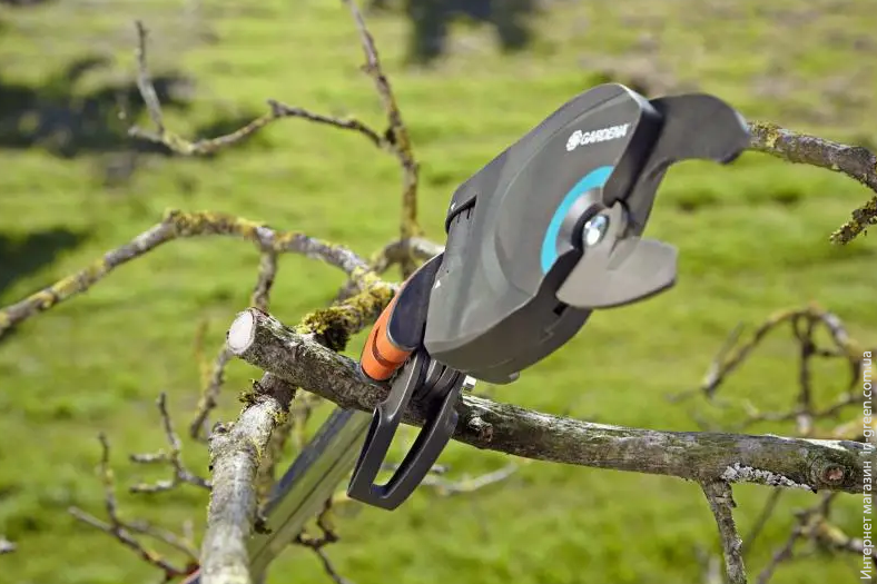 Висоторіз для зелених гілок GARDENA StarCut 160 plus (12000-20)