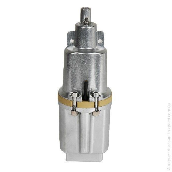 Вибрационный насос STURM WP9740T