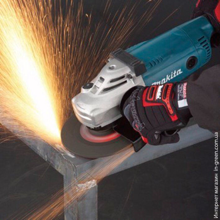 Болгарка (угловая шлифмашина) MAKITA GA7020