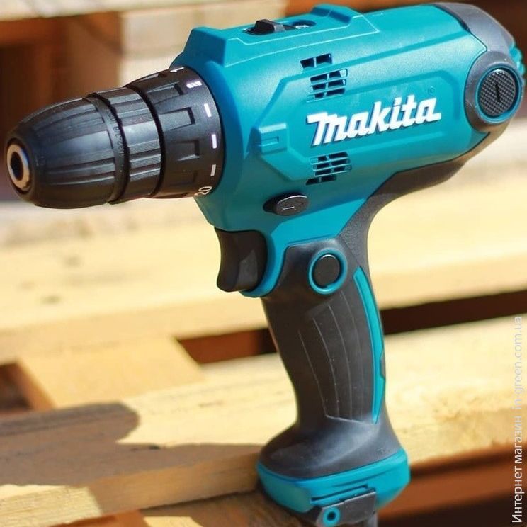 Шуруповерт MAKITA DF0300 сетевой