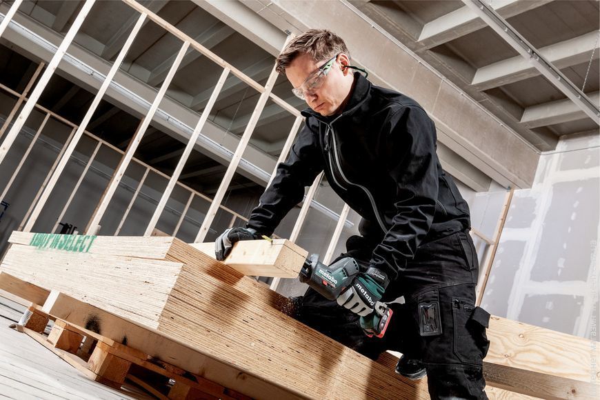 Акумуляторна шабельна пила METABO PowerMaxx SSE 12 BL (602322840)