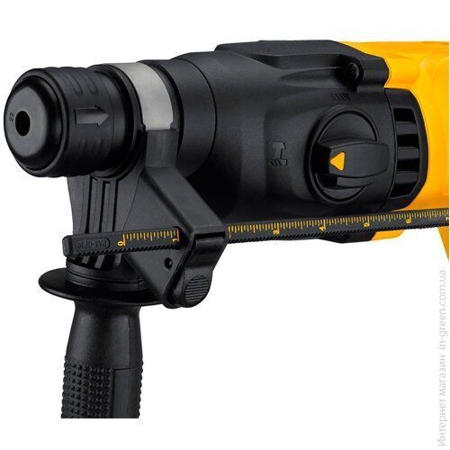 Перфоратор DEWALT DCH133M1