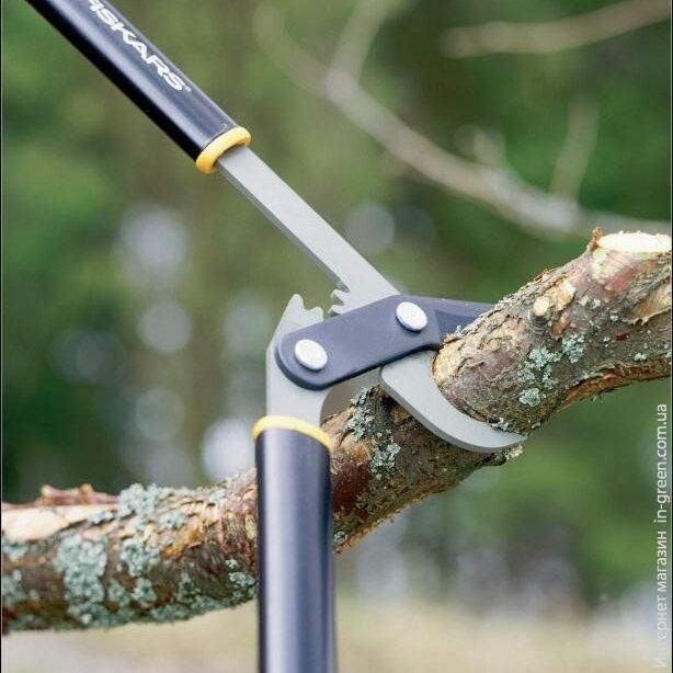 Плоскостной Віткоріз FISKARS c силовым приводом II с загнутыми лезвиями (112590)