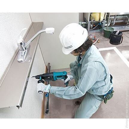 Перфоратор MAKITA HR2630T