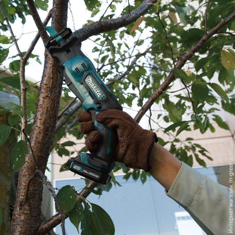 Пила сабельная Makita JR103DWAE