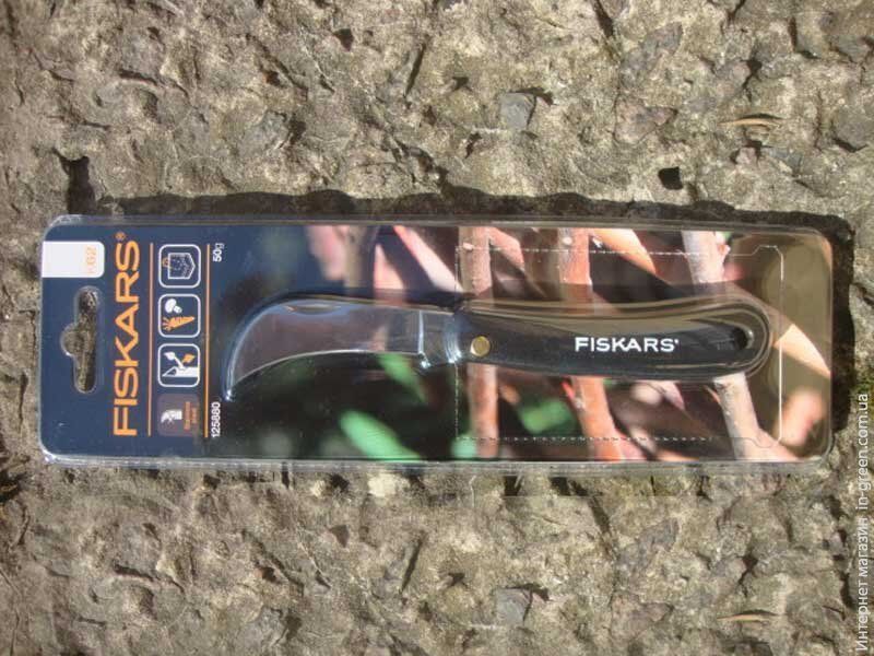Нож Fiskars 125880
