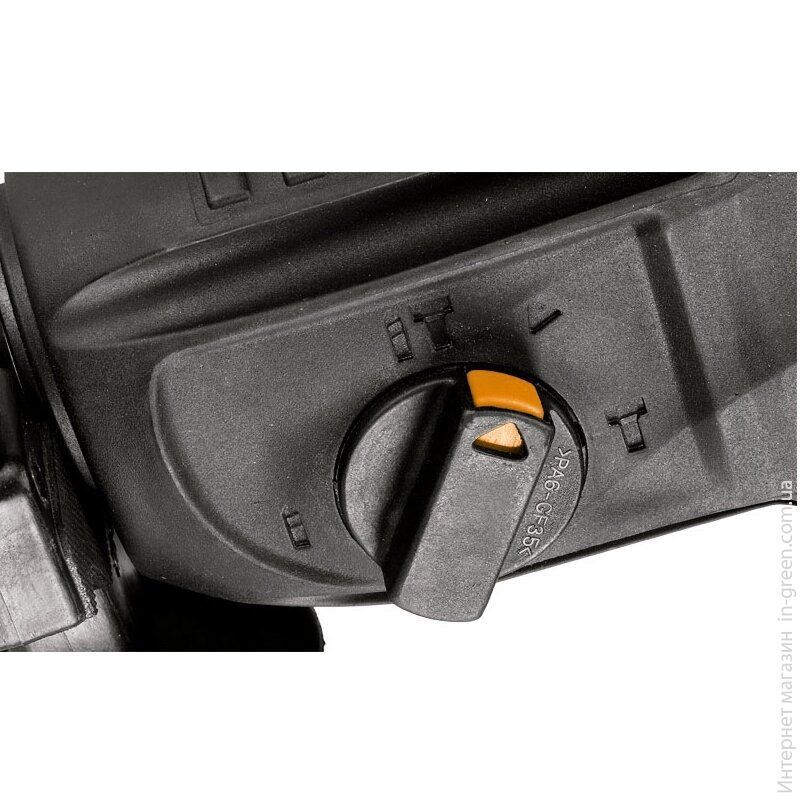 Перфоратор BORT BHD-900