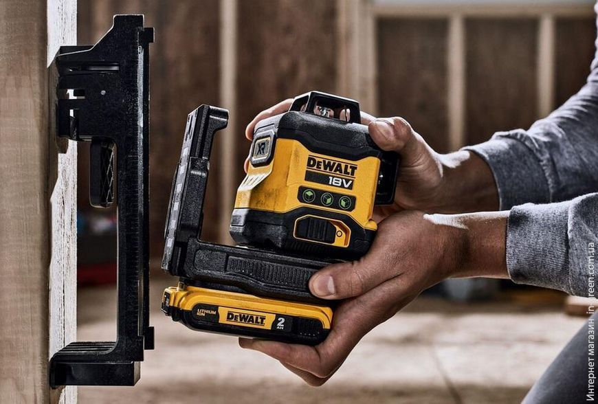 Уровень лазерный линейный DeWALT DCLE34031N