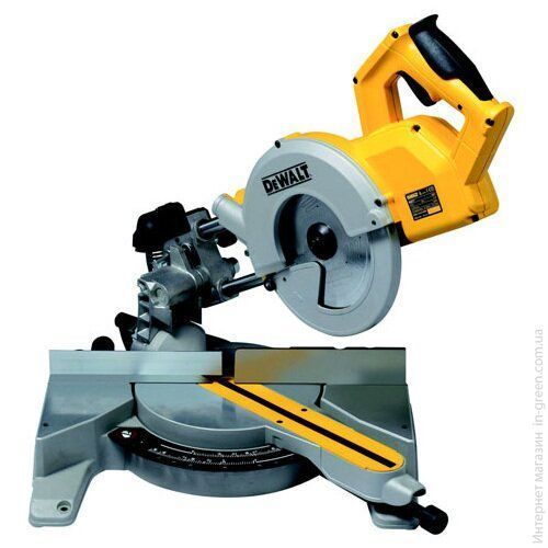 Торцовочная пила DeWALT DW777