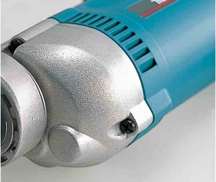 Дрель MAKITA DP4003