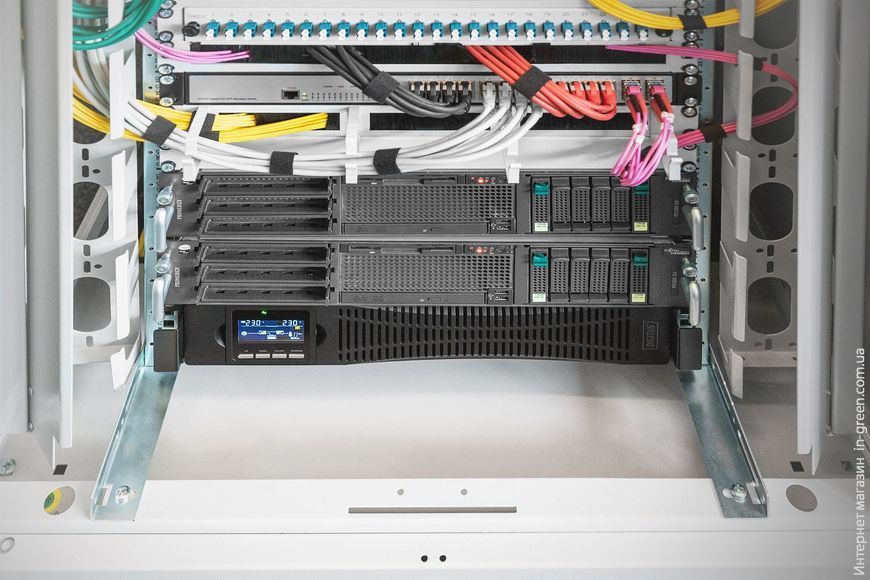 Источник бесперебойного питания DIGITUS OnLine, 2000VA/2000W (DN-170095)