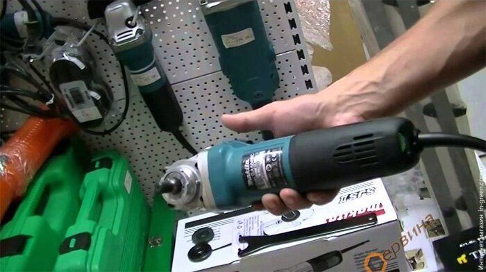 Болгарка (кутова шліфмашина) MAKITA GA5040C