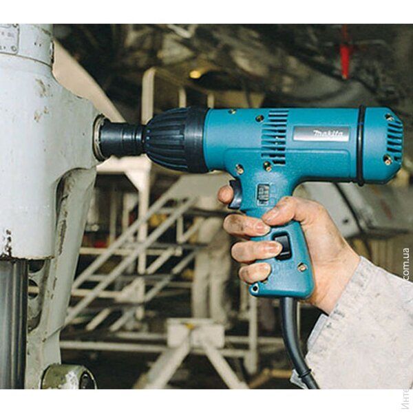 Гайковерт MAKITA 6904VH