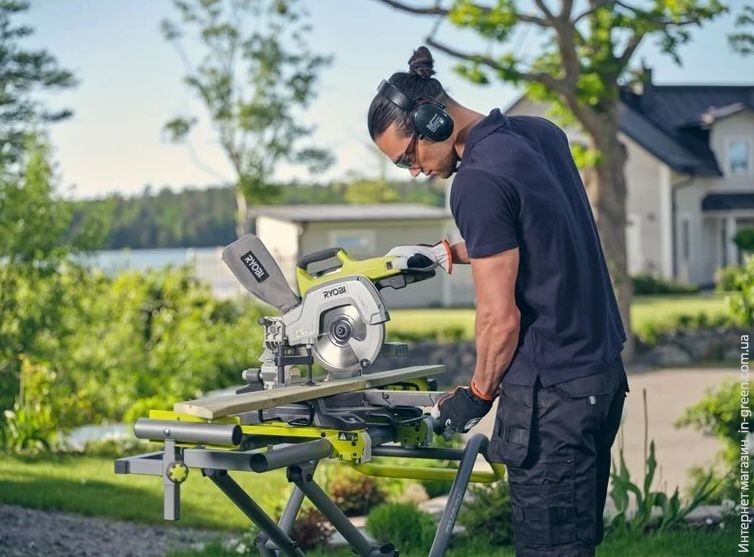 Пила торцовочная аккумуляторная Ryobi ONE+ R18MS216-0 (без АКБ и ЗУ)