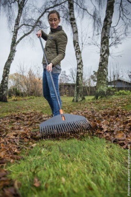 Граблі Fiskars SOLID 135014