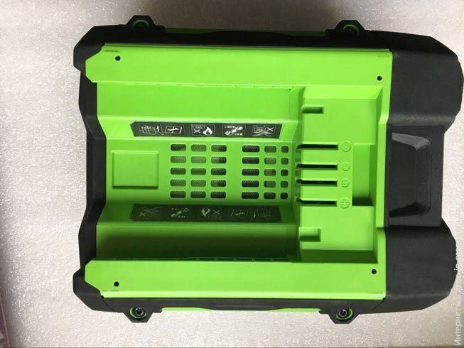Акумуляторна батарея EGO BA2240E 56 В 4 А (80688)