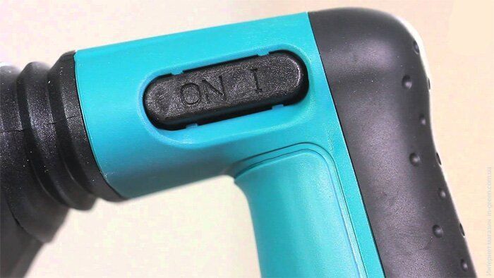 Відбійний молоток MAKITA HM1111C