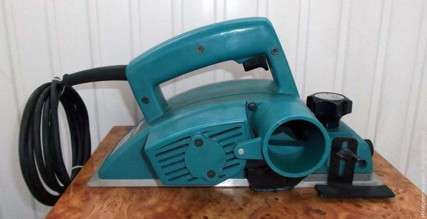 Электрорубанок MAKITA N1923B