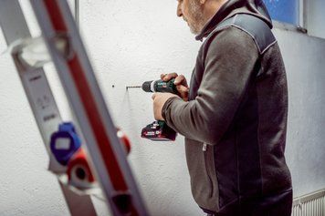 Аккумуляторная ударная дрель Metabo SB 18 L BL (613157840)