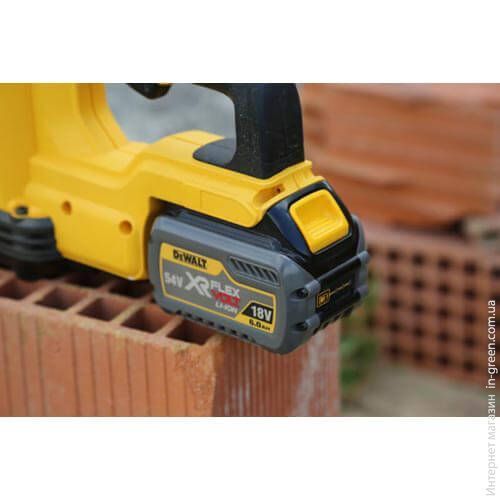 Пила Аллигатор DEWALT DCS396N