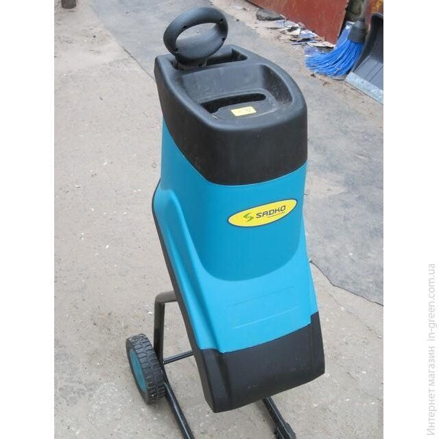 Измельчитель веток SADKO GS 2500