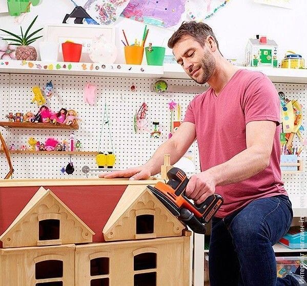 Акумуляторная шліфмашинка BLACK&DECKER BDCDS18N