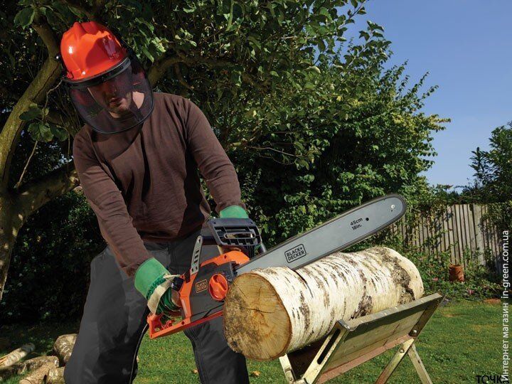 Електропила BLACK&DECKER CS2245