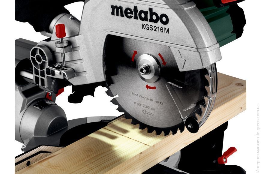 Торцовочная пила з тяговою функцією METABO KGS&nbsp;216&nbsp;M