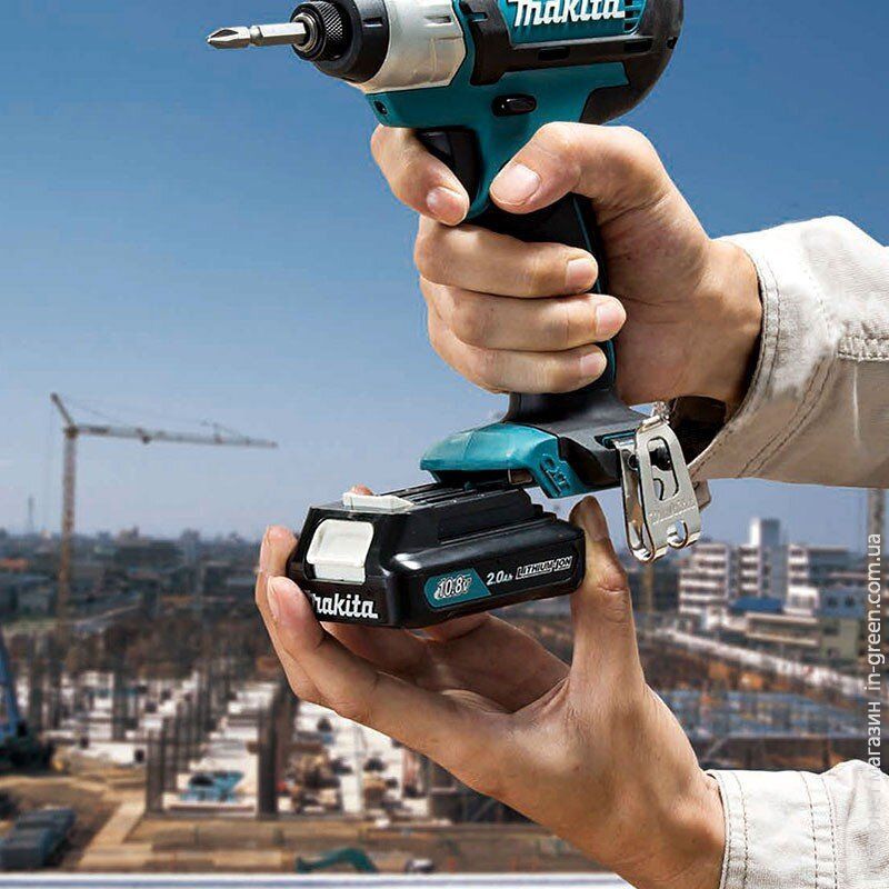Гайкокрут MAKITA TD110DSAE