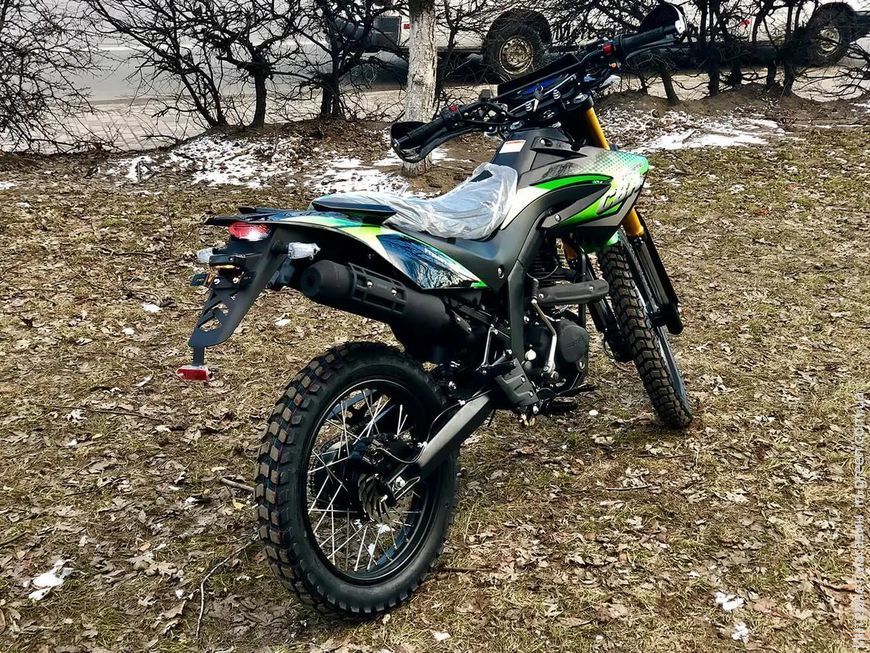 Мотоцикл FORTE FT250GY-CBA зелений-чорний