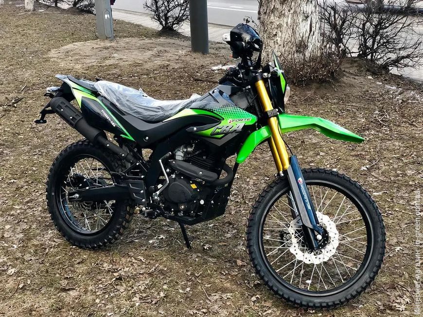 Мотоцикл FORTE FT250GY-CBA зелений-чорний