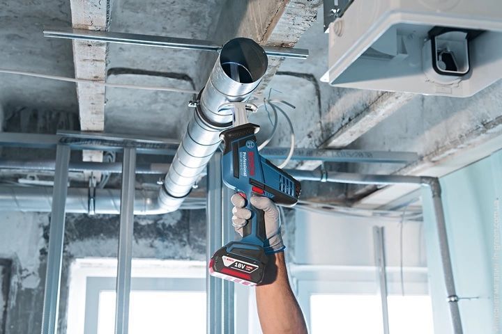 Пилка акумуляторна BOSCH GSA 18V-LI (0615990M3Y)