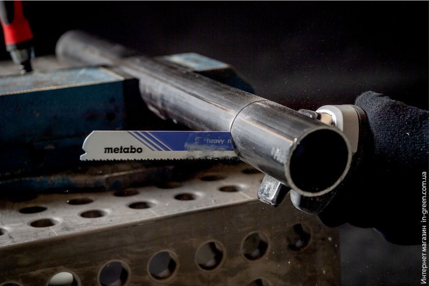 Акумуляторна шабельна пила METABO SSEP 18 LTX BL MVT (каркас)