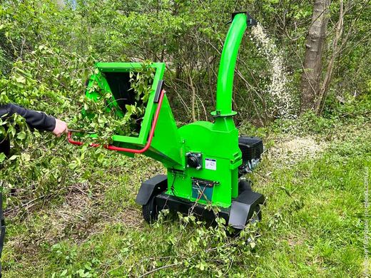 Садовий подрібнювач Zipper ZI-HAEK15000