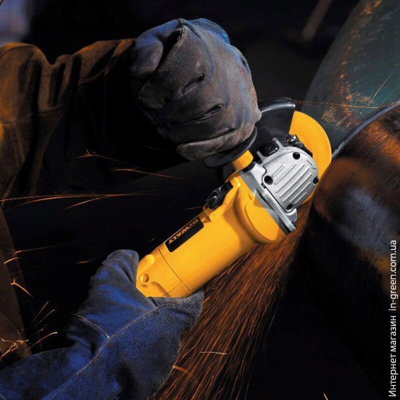 Болгарка (Кутова шліфмашина) DeWALT D28132C