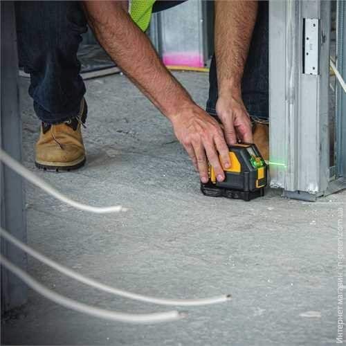 Рівень лазерний DEWALT DCE088D1G