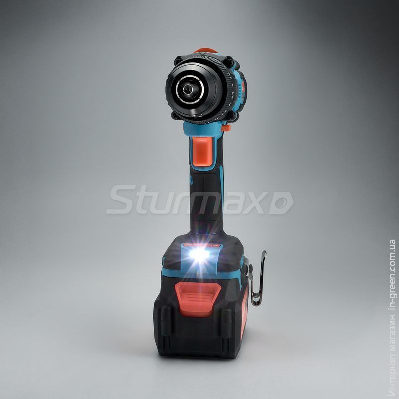Аккумуляторный шуруповерт Sturmax CDM3203CRP