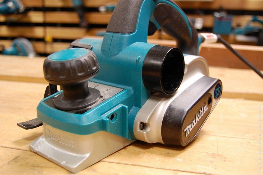 Електрорубанок MAKITA KP0800