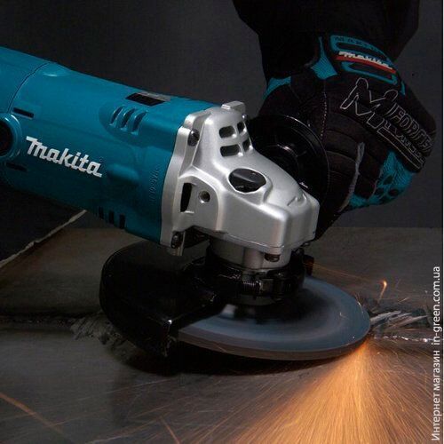 Болгарка (угловая шлифмашина) MAKITA GA5021