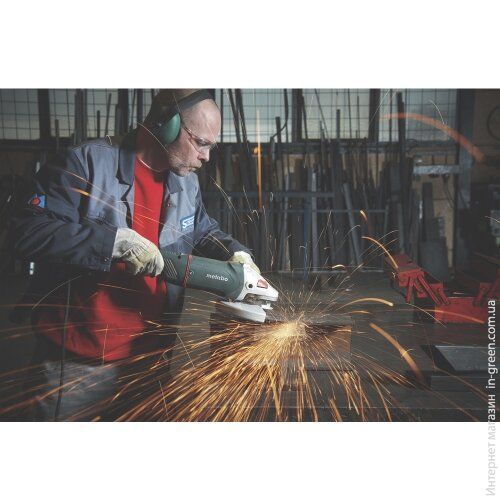 Болгарка (угловая шлифмашина) METABO W 24-230 MVT
