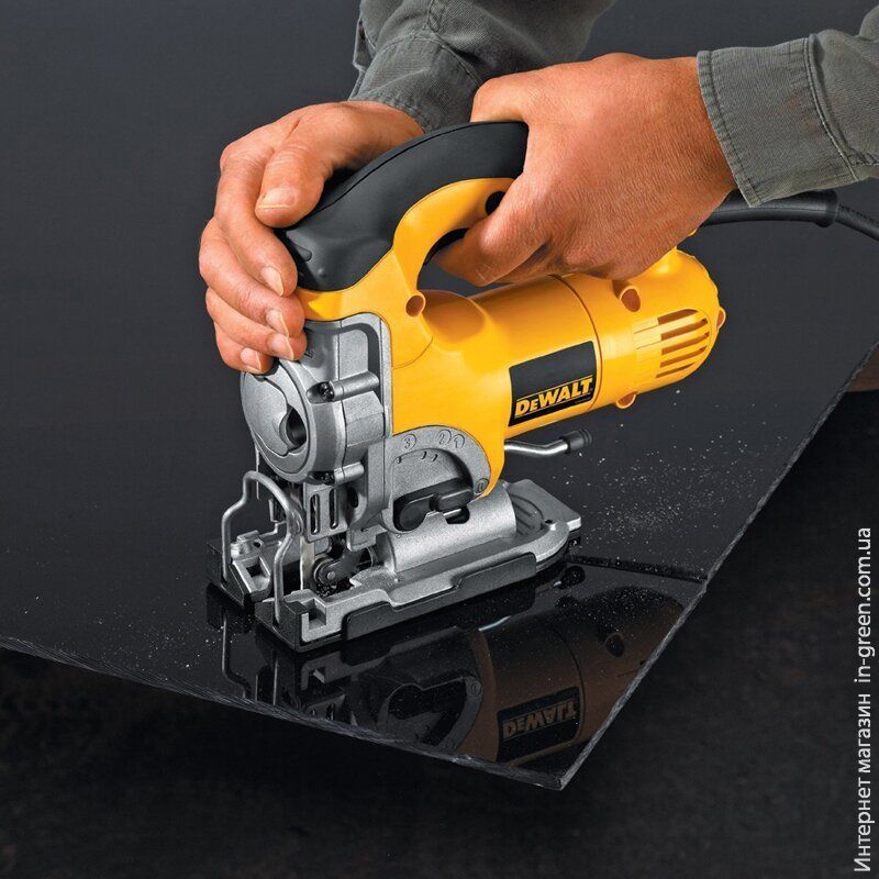 Лобзик DEWALT DW331K