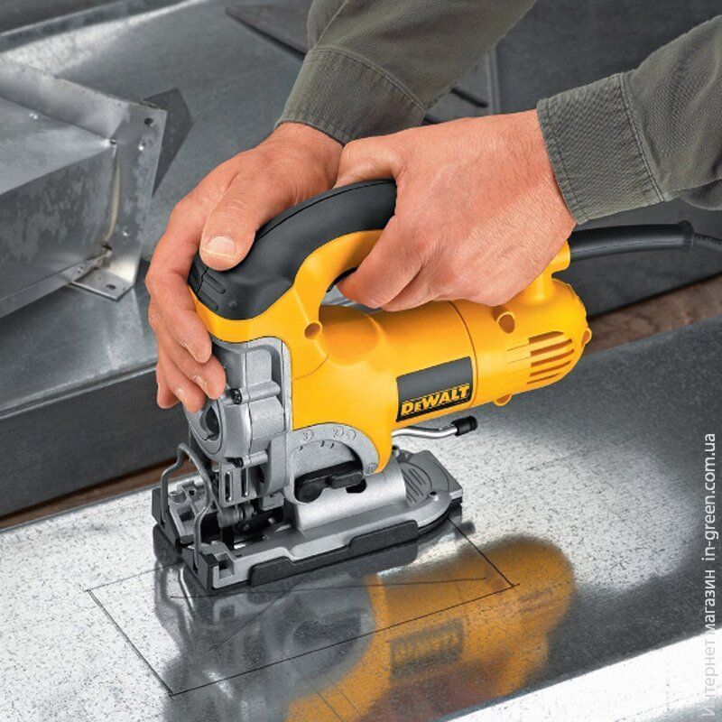 Лобзик DEWALT DW331K
